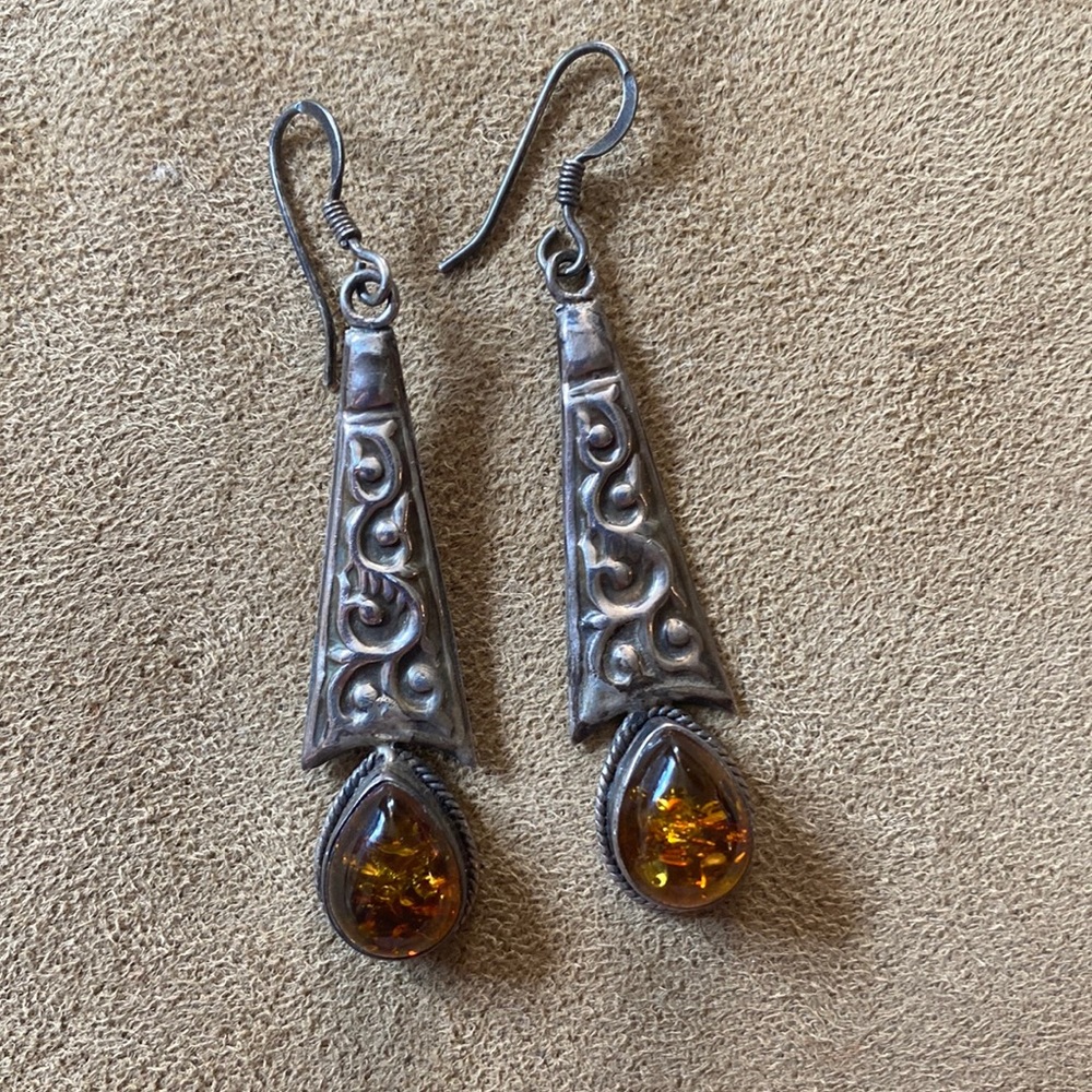 Amber stone in silver drop earrings. Real gem and silver
